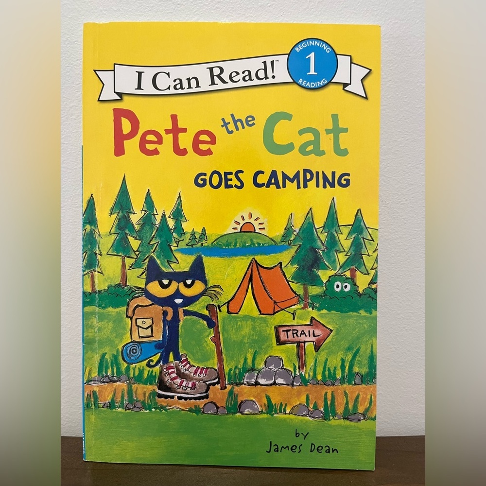 Pete the Cat Goes Camping (I Can Read Level 1) - Paperback By Dean, James - GOOD